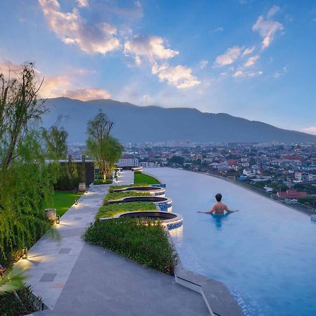 Luxury Condo Astra Sky River Condo Chiang Mai Bagian luar foto