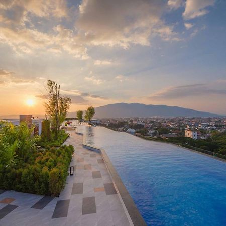 Luxury Condo Astra Sky River Condo Chiang Mai Bagian luar foto