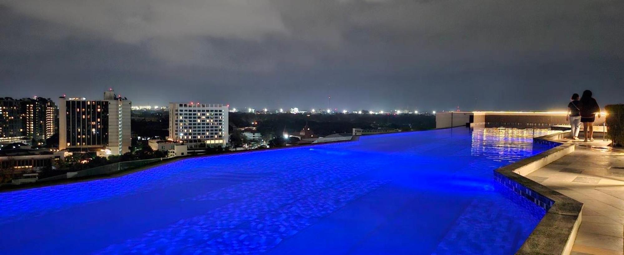 Luxury Condo Astra Sky River Condo Chiang Mai Bagian luar foto